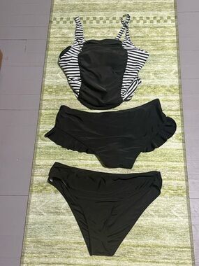Black White Striped Tankini Set 3 Piece Swimwear Tagged 4XL but fits 1X/2X